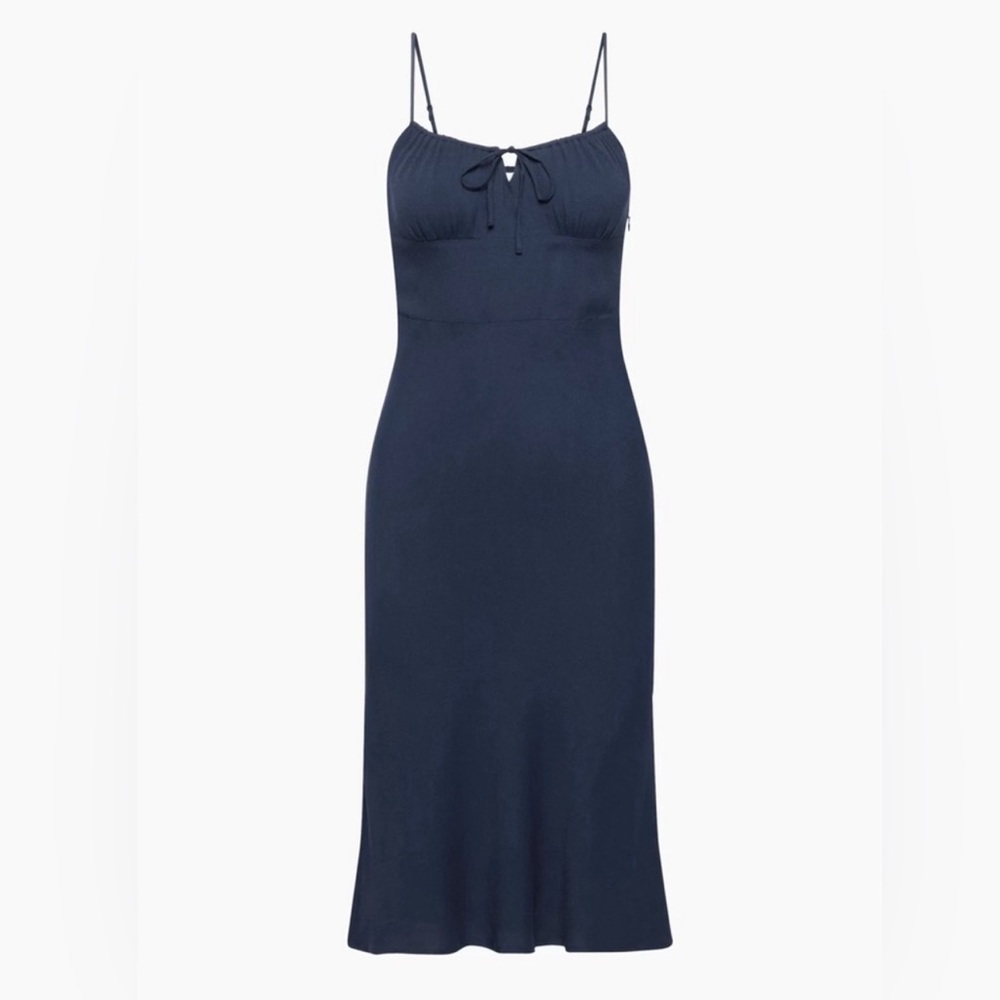 Wilfred x Aritzia Bellow Dress